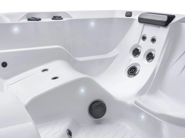 HOTSPRING PACE HOTSPOT 5 PERSON HOT TUB - Image 3
